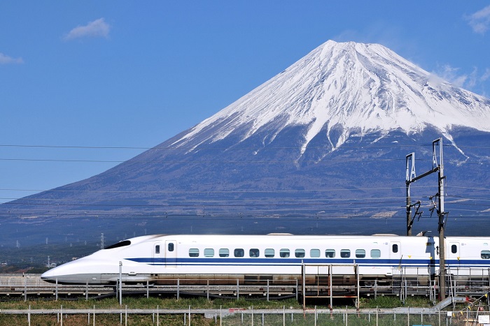 Du lịch Nhật Bản bằng tàu Shinkansen