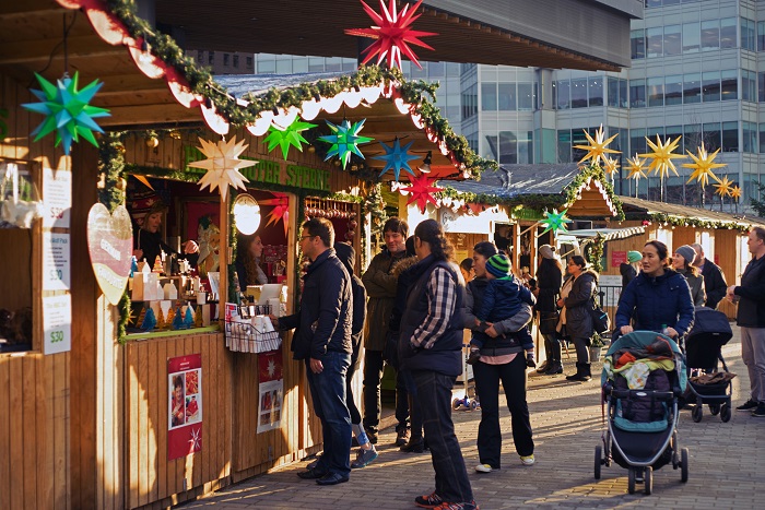 Du lịch Vancouver tháng 11 có gì: ghé thăm Chợ Giáng sinh Vancouver đầy sôi động