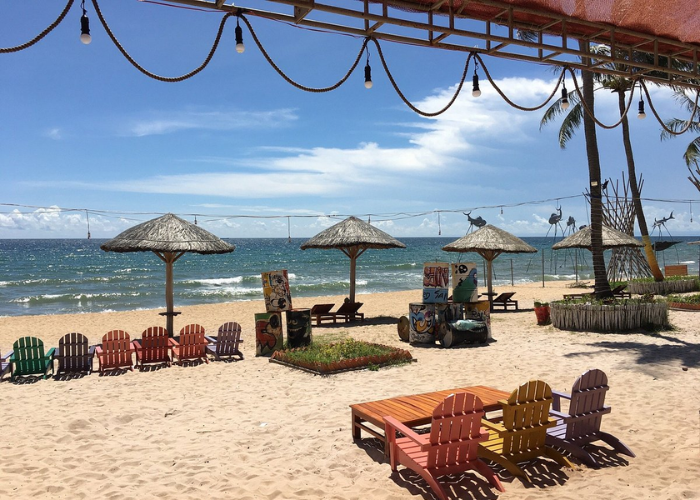 Khung cảnh đầy rực rỡ tại Golden Sand Bar