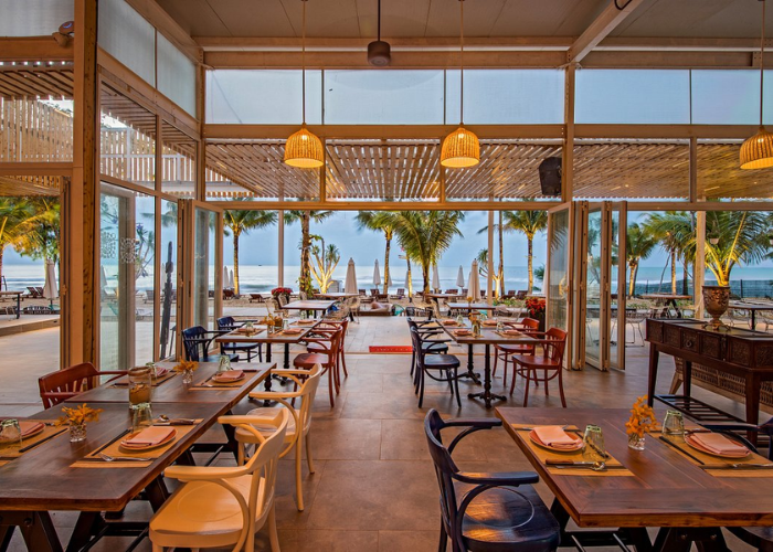 Toàn cảnh không gian tại Shri Beach Club