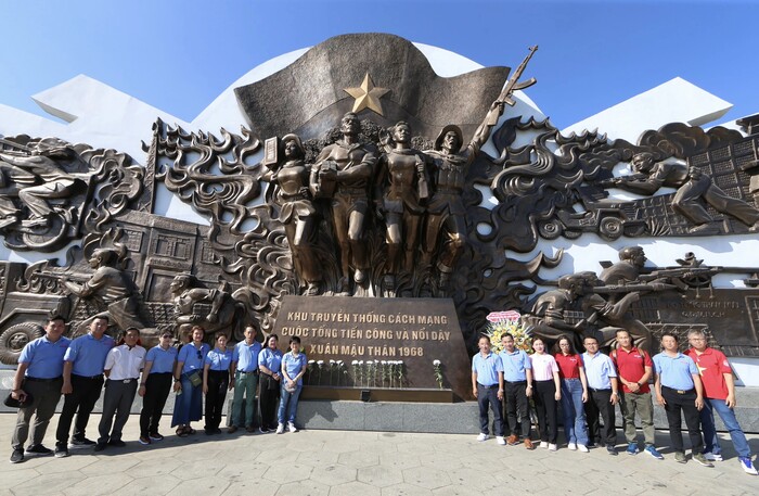 Ghé thăm di tích Láng Le Bàu Cò tại TP HCM