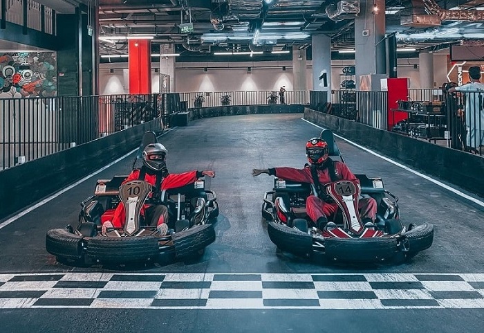 Điểm vui chơi gần Bảo tàng Lịch sử Quân sự Việt Nam gọi tên Aeon Mall Hà Đông
