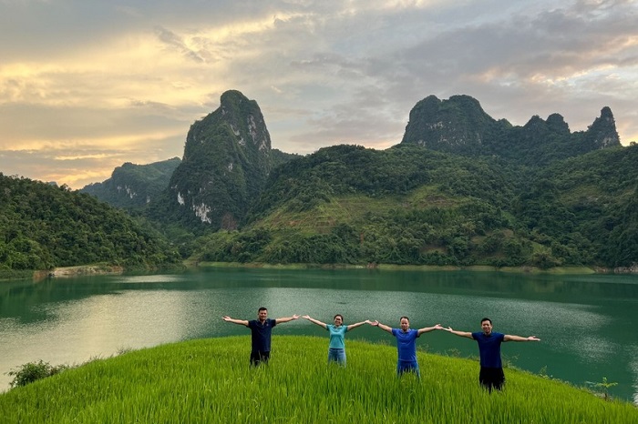 Kinh nghiệm du lịch Vịnh Pá Khôm Lai Châu khám phá ngay thôi nào