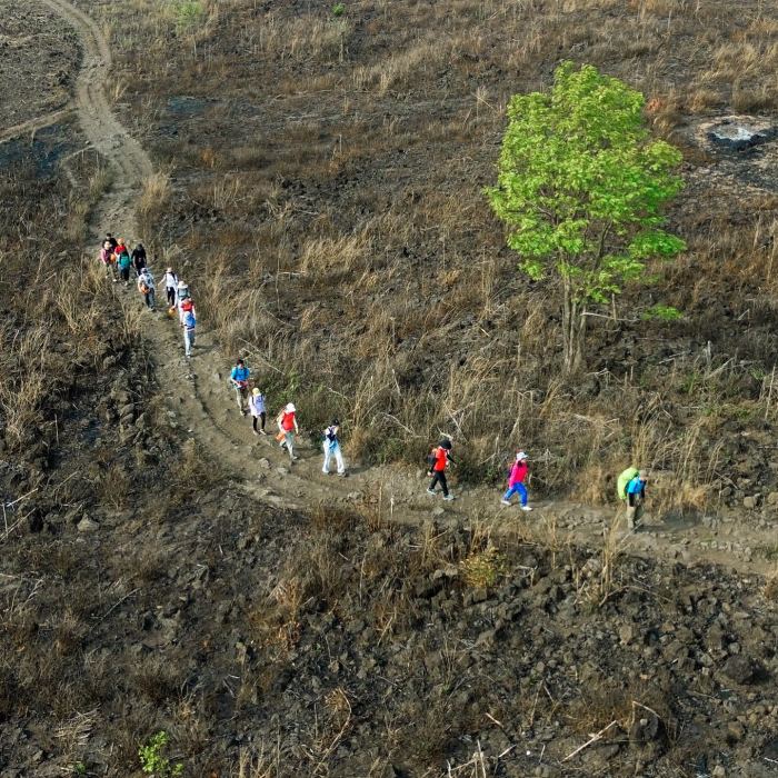 kinh nghiệm trekking núi lửa Chư Bluk 