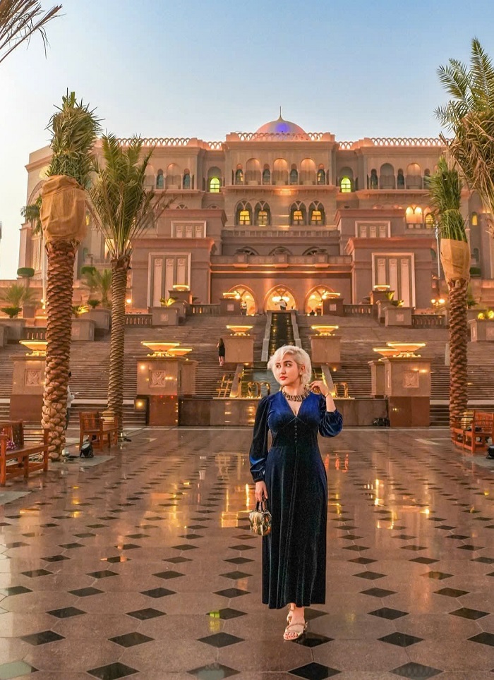 Bạn có thể ghé thăm Cung điện Emirates Abu Dhabi bất kể thời điểm nào