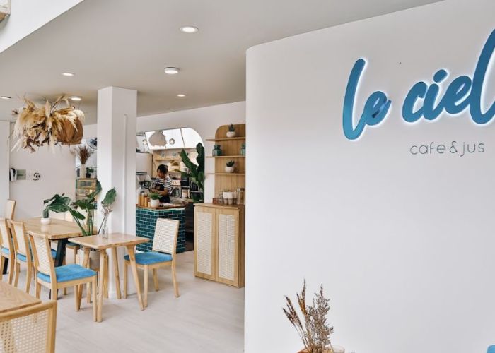 Le Ciel Café gây ấn tượng với thiết kế mang phong cách châu Âu bắt mắt