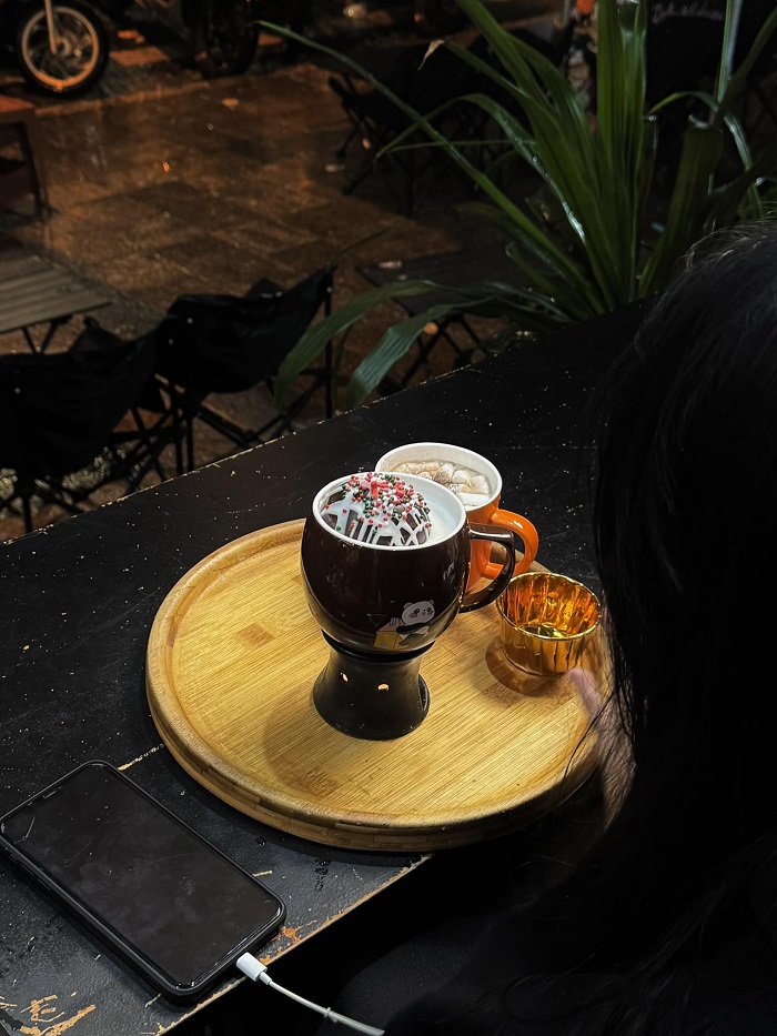 Tới ngay quán cà phê chocobomb ở Hà Nội thôi nào