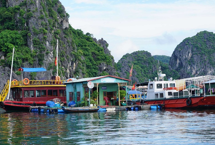 làng chài hai vịnh đẹp nhất ở Hạ Long