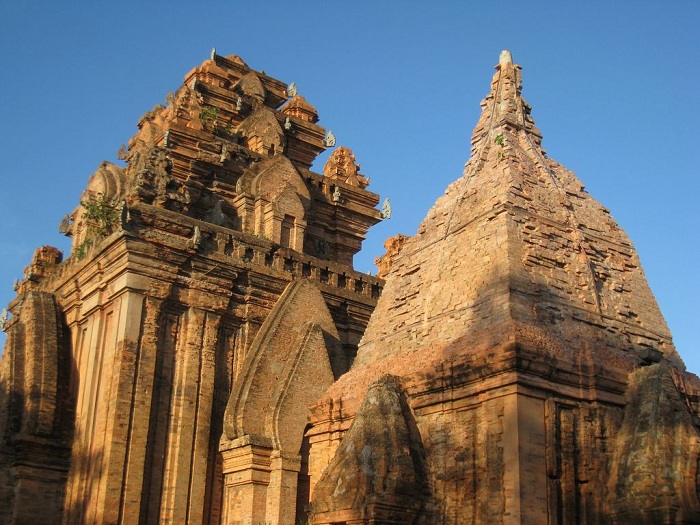 Tháp Bà Ponagar