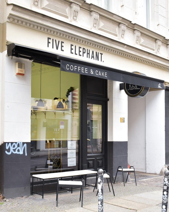 Five Elephant quán cafe ở Berlin mê hoặc du khách 