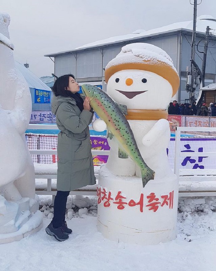 Lễ hội câu cá hồi Pyeongchang lễ hội mùa đông ở Hàn Quốc