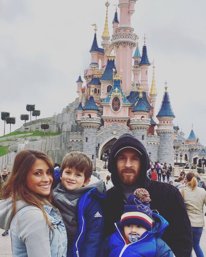 Messi mê du lịch cùng gia đình 