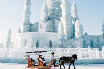 Đắm chìm trong ‘giấc mơ tuyết trắng’ tại điểm du lịch Trung Quốc mùa đông nổi tiếng