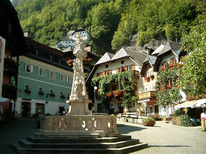 du lịch thị trấn Hallstatt Áo