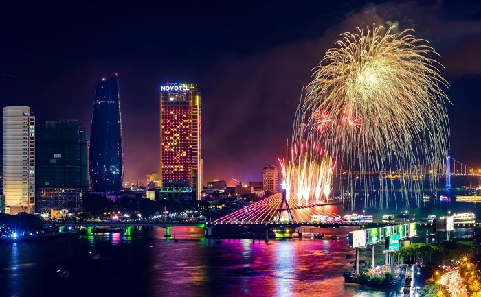 Thành phố Hồ Chí Minh là một trong những điểm đón năm mới tuyệt vời nhất châu Á bạn không thể bỏ qua