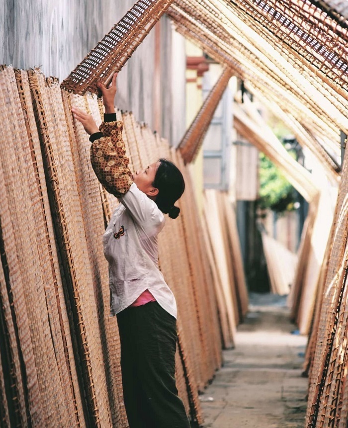 Làng Thổ Hà có nghề làm bánh đa nổi tiếng miền Bắc chờ khách Du lịch Bắc Giang