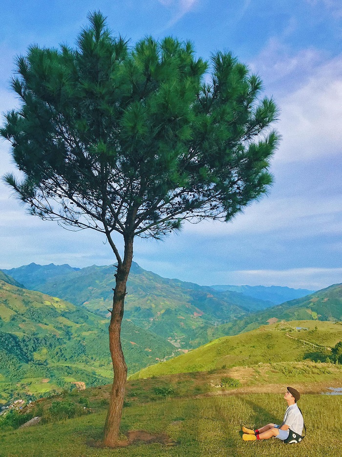 Săn mây, săn hoàng hôn siêu đẹp trên đỉnh Ngải Thầu khi Du lịch cao nguyên trắng Bắc Hà