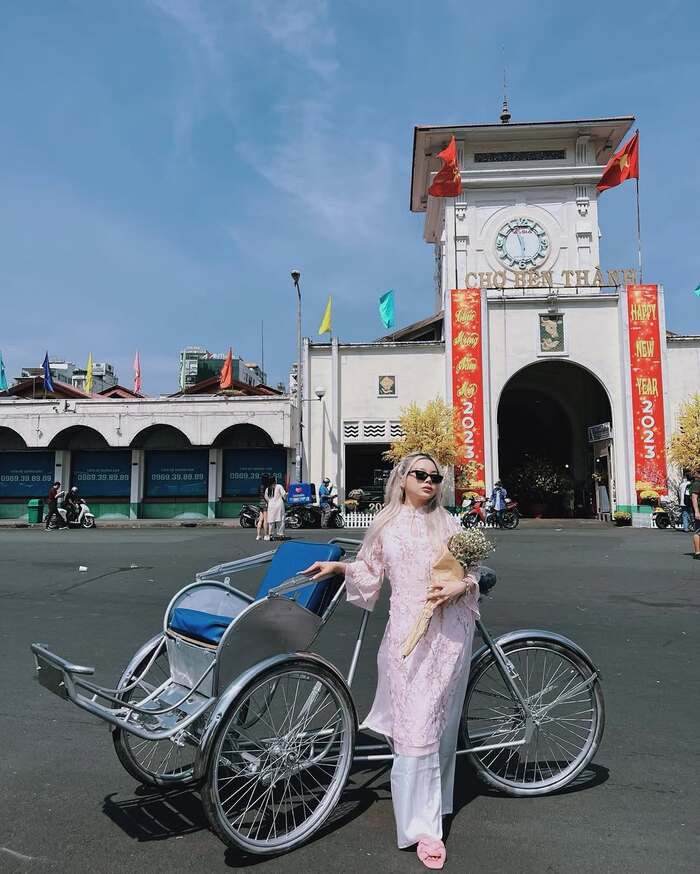 Kinh nghiệm mua sắm chợ Bến Thành TP HCM dành cho du khách