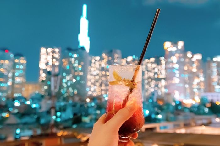 Khói Rooftop với chiếc view 360 độ.