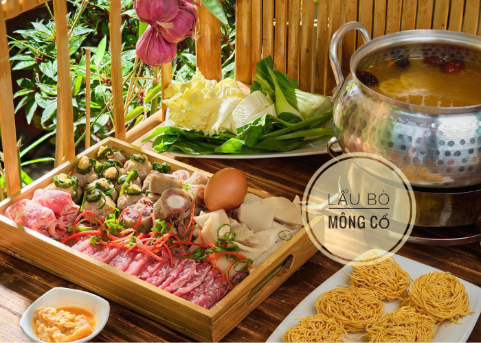 Lẩu bò Mông Cổ với hương vị thanh nhẹ, độc đáo là món ăn nhất định phải thử khi đến quán lẩu ngon tại Hội An, Quảng Nam này