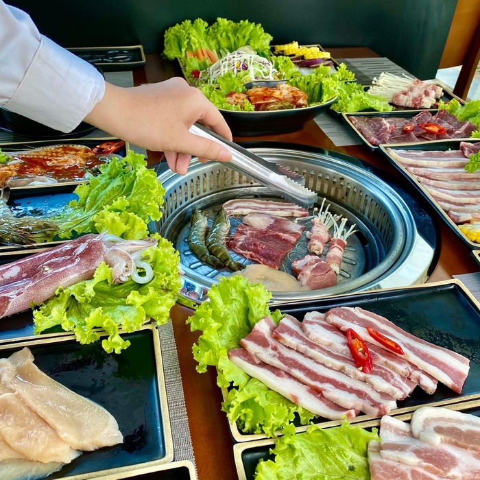 Quán nướng ngon nổi tiếng ở Phú Quốc - Chingu Korea Restaurant