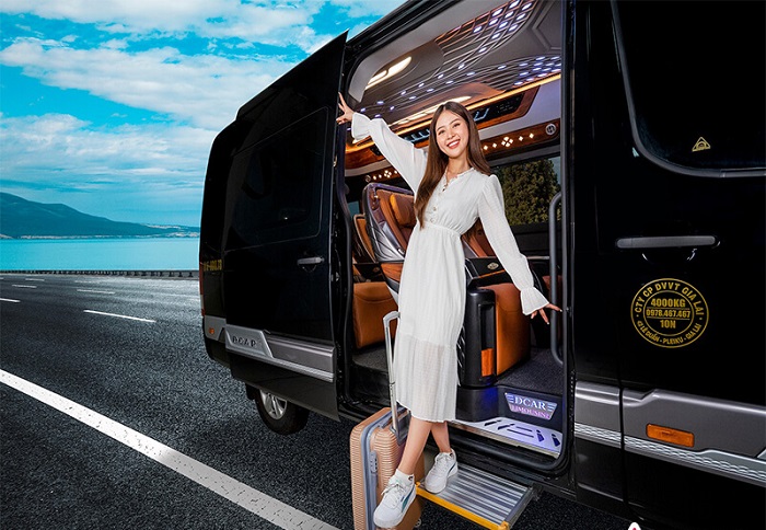 xe limousine Cần Thơ đi Sài Gòn