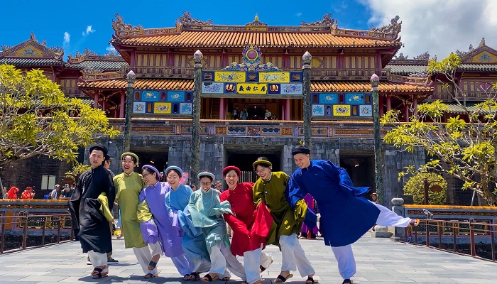 Chi phí du lịch Huế 2 ngày 1 đêm tự túc rất phải chăng