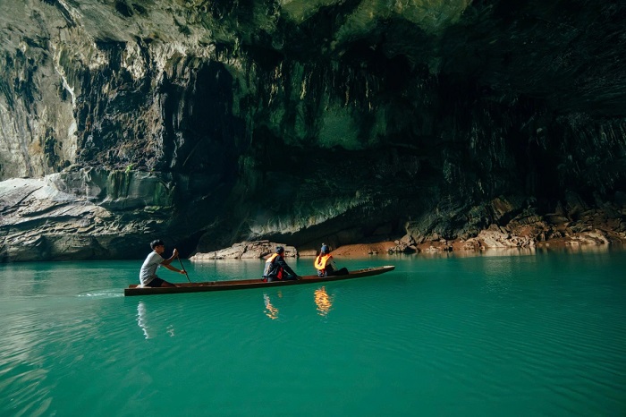 Hang Xe Bang Fai Lào là hang động sông lớn bậc nhất thế giới
