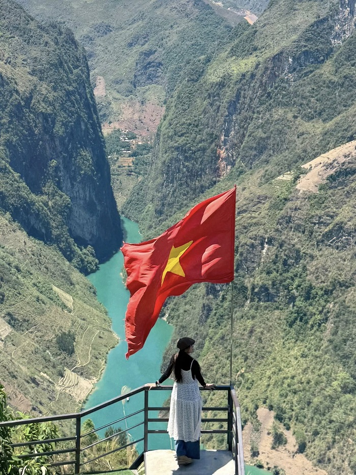 Nhất định phải tới sông Nho Quế với lịch trình du lịch Hà Giang 3 ngày 2 đêm