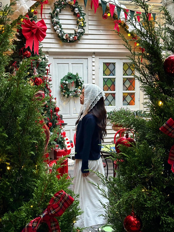 Lạc bước vào thế giới cổ tích tại quán cafe trang trí Noel ở Hà Nội mới nhất