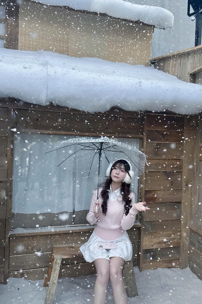 Còn gì tuyệt vời bằng Quán cafe trang trí Noel ở Hà Nội mới nhất này