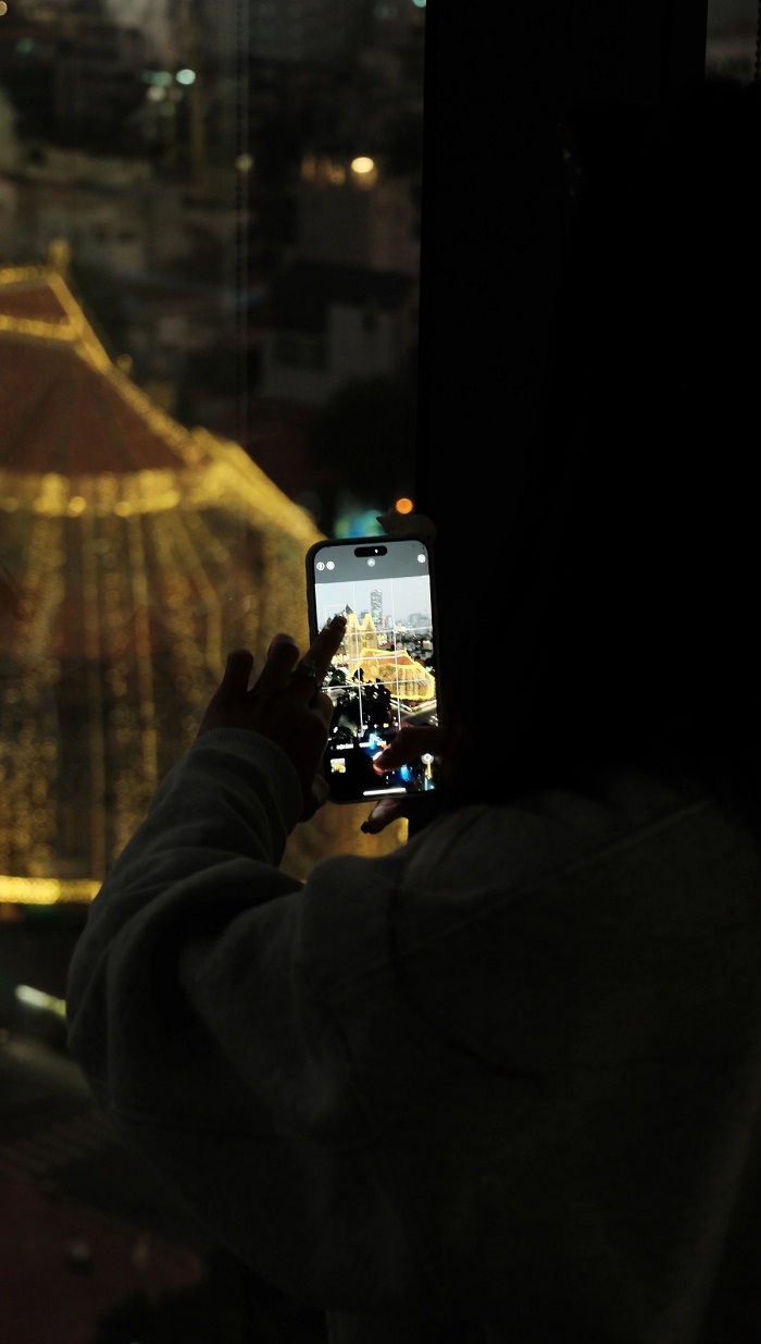 Check in quán cafe view Nhà thờ Đức Bà Sài Gòn lên đèn