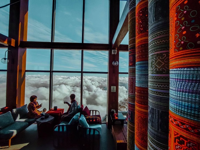 Ngỡ như lạc trời mây khi tới quán cafe view đẹp ở Sapa