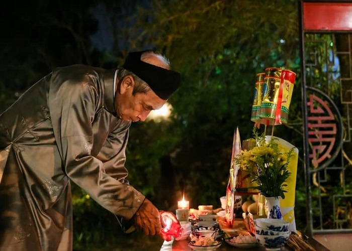 Mâm cúng giao thừa ngoài trời Mâm cúng giao thừa ngoài trời