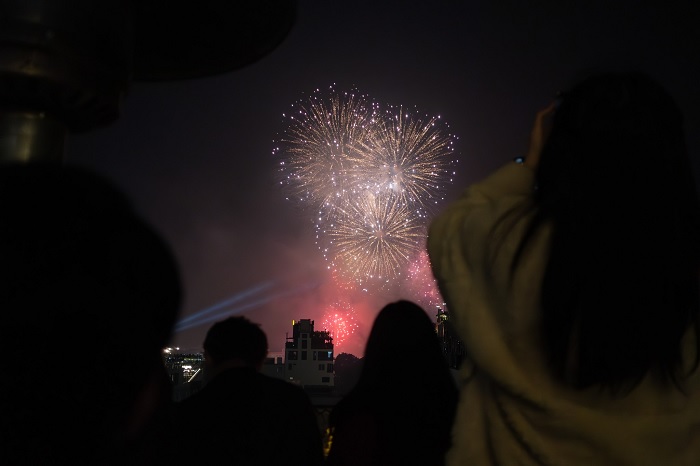 Quán cafe xem pháo hoa Countdown tại Hà Nội trên tầng 11