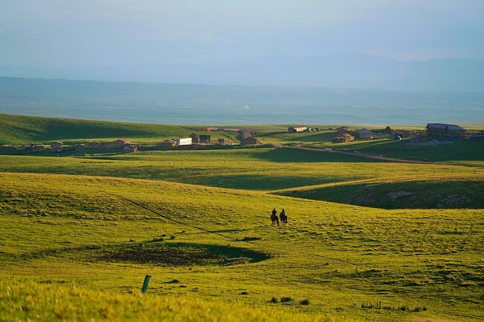 Yili là một trong những thảo nguyên đẹp nhất Trung Quốc thiên nhiên tuyệt đẹp
