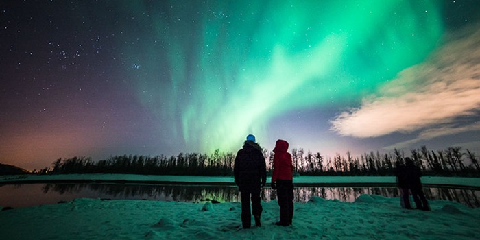 Du lịch Mỹ mùa nào đẹp nhất? Gợi ý cho bạn là ghé Alaska săn cực quang - Ảnh: Alaskaphototreks