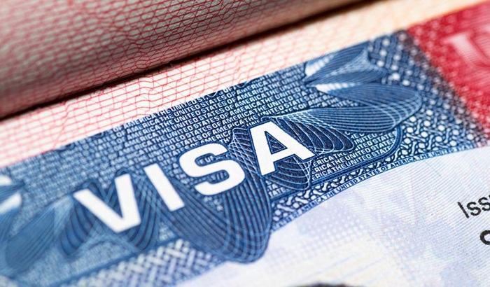 Muốn nhập cảnh vào nước Mỹ, điều bắt buộc bạn phải có visa - Ảnh: Danang Plus