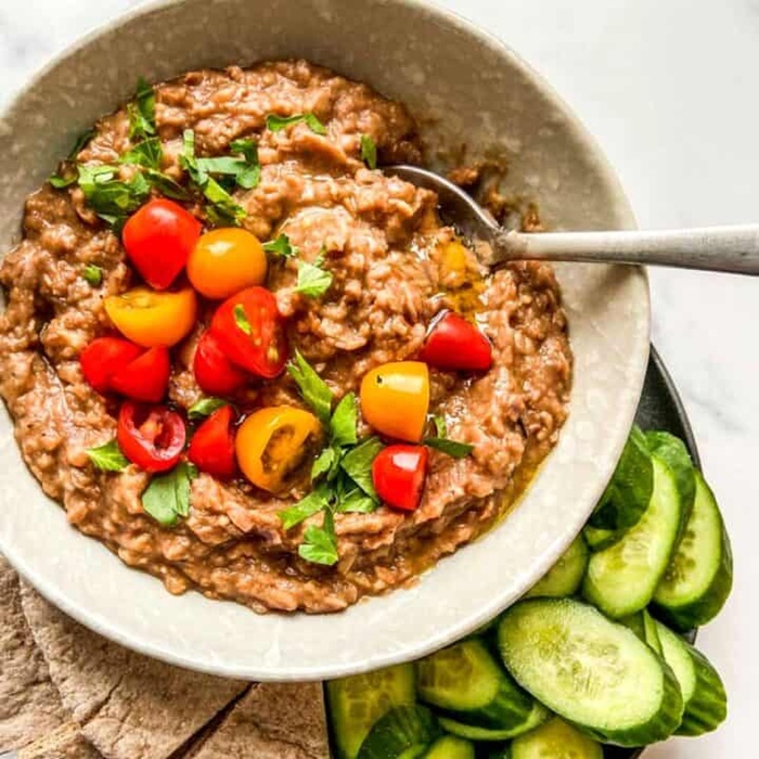 Ful Medames là món ăn có hương vị béo bùi, thơm nồng và đầy cuốn hút - Ảnh: This Healthy Tables
