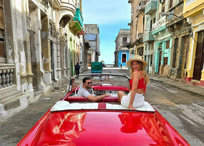 Khi sử dụng bất cứ phương tiện di chuyển độc đáo ở Cuba, bạn nên trao đổi giá cả tránh phát sinh về sau - Ảnh: Du Lịch Việt Nam